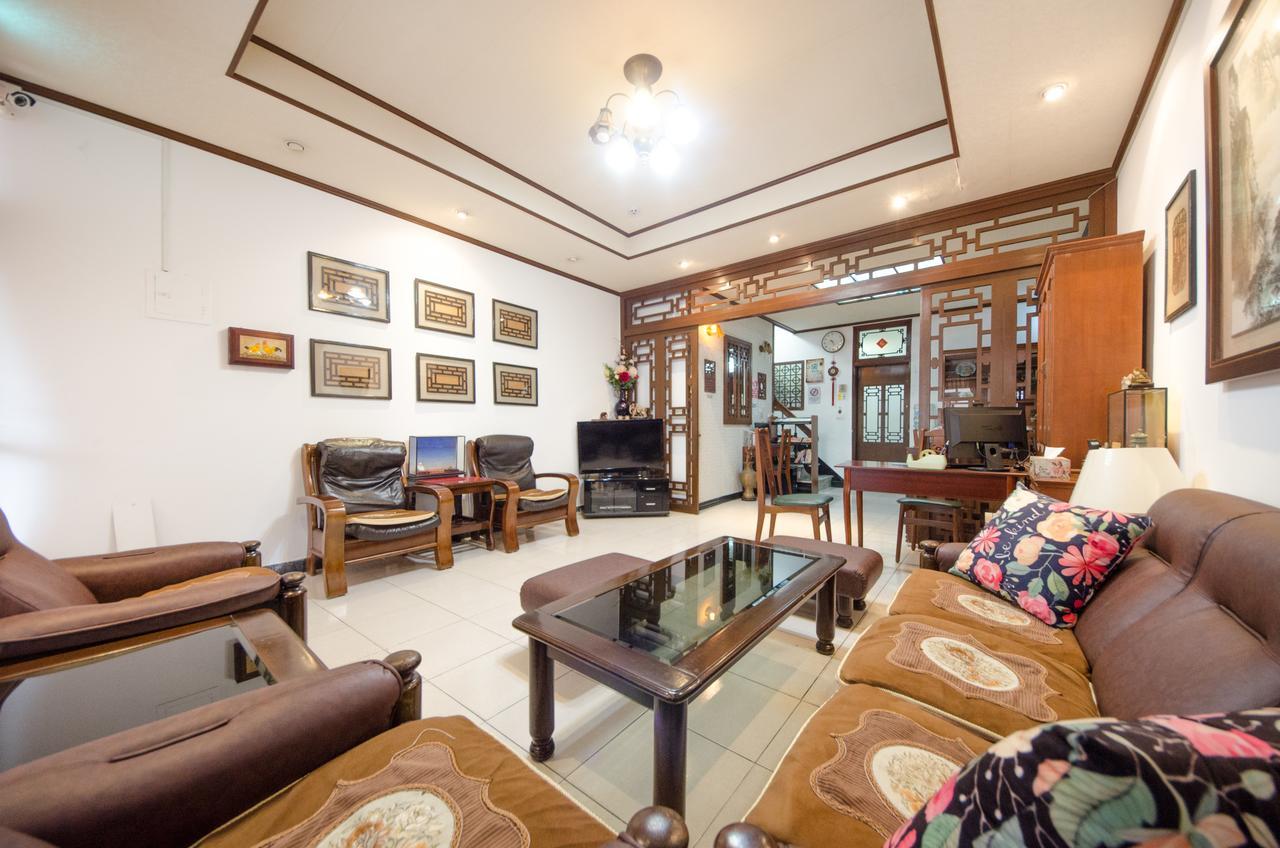 Tainan Travel Inn - Chenggong Univ. Екстер'єр фото