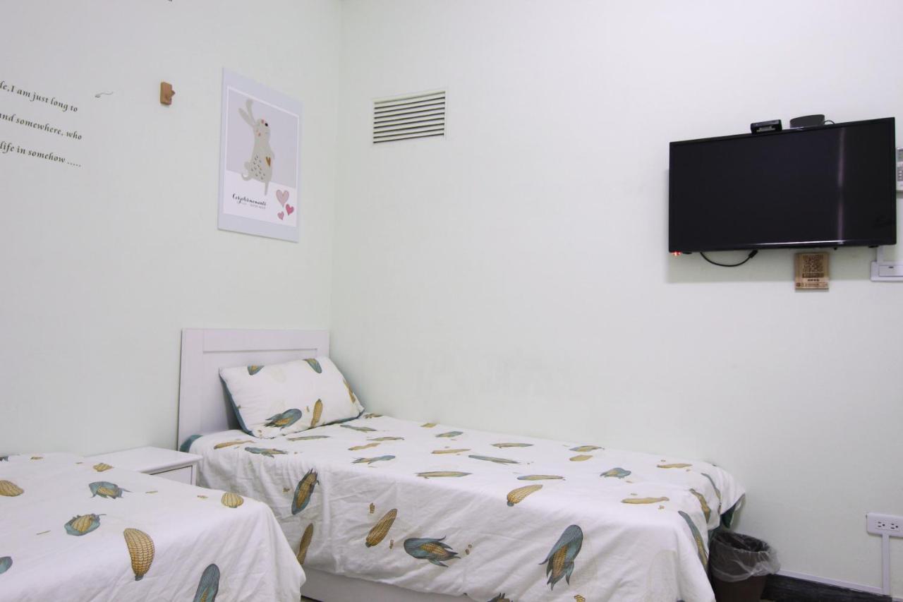 Tainan Travel Inn - Chenggong Univ. Екстер'єр фото